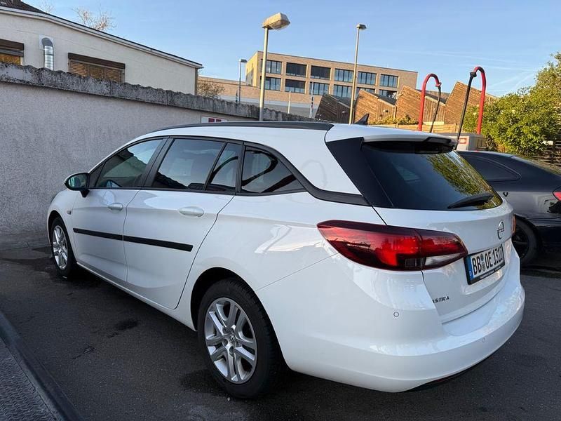 Gebraucht Opel Astra Active 110 PS (80 kW) 2017 Weiß Kombi