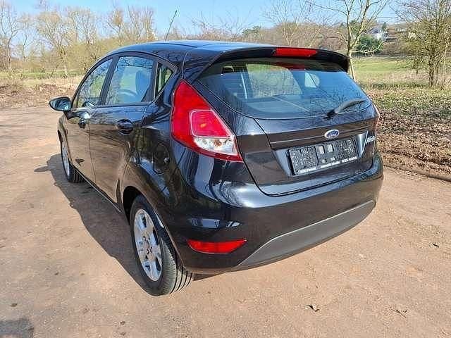 Gebraucht Ford Fiesta SYNC Edition 82 PS (60 kW) 2014 Schwarz Kleinwagen