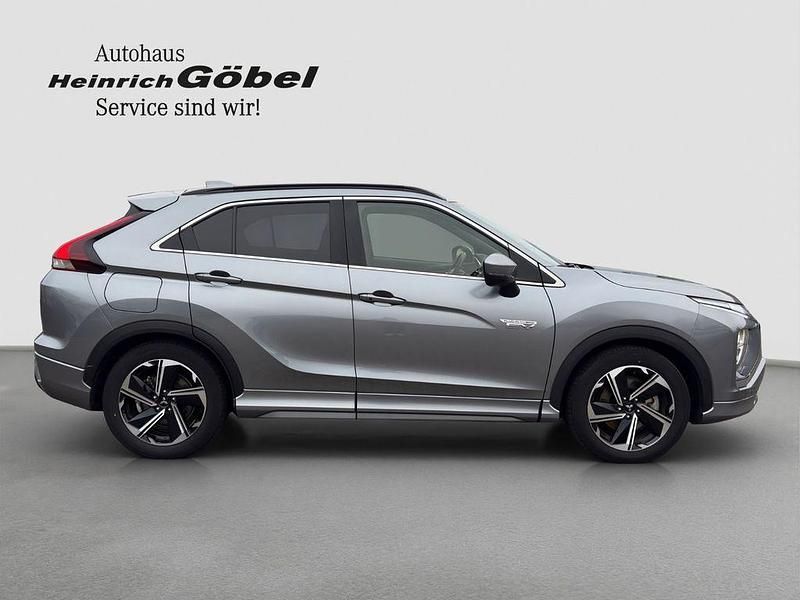 Gebraucht Mitsubishi Eclipse Cross Plus 188 PS (138 kW) 2022 Schwarz SUV
