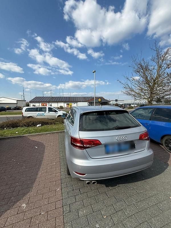 Gebraucht Audi A3 150 PS (110 kW) 2017 Silber Limousine