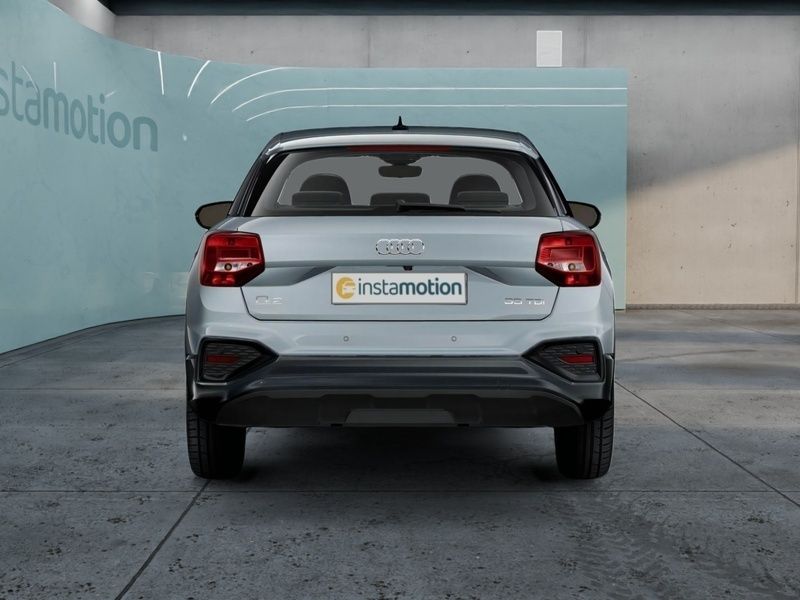 Gebraucht Audi Q2 Advanced Plus 150 PS (110 kW) 2024 Grau SUV