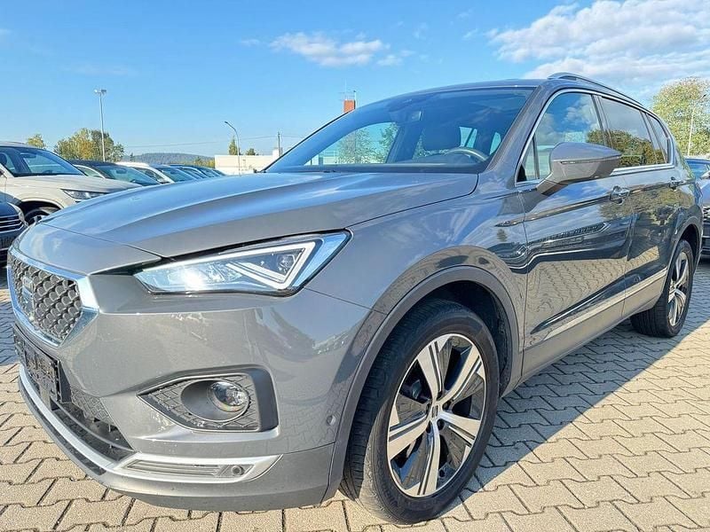 Grau Gebraucht 2022 Seat Tarraco 4Drive SUV | 25.990 € (Superpreis) - Bild 1/4
