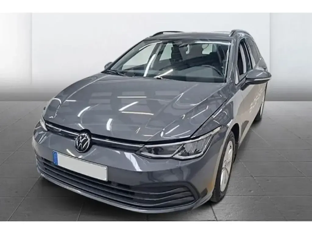 Gebraucht VW Golf VIII Active 131 PS (96 kW) 2023 Delfingrau metallic Kombi