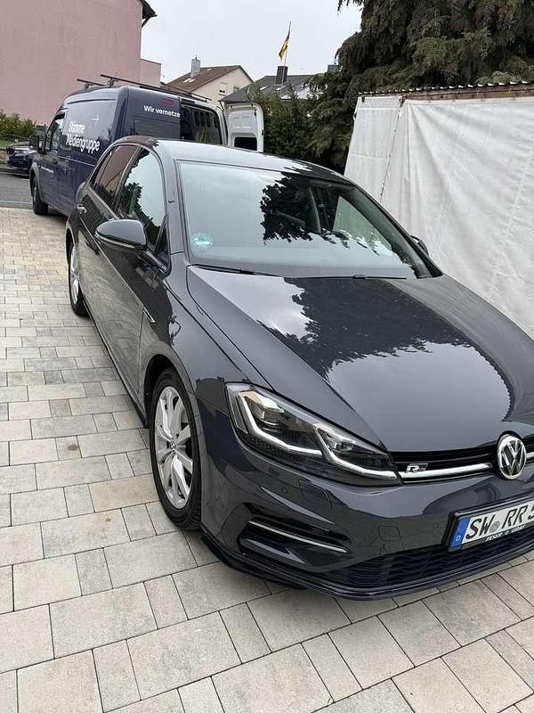 Gebraucht VW Golf VII Highline 150 PS (110 kW) 2017 Grau Kleinwagen