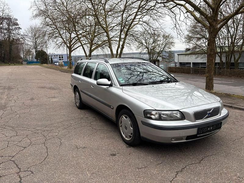 Gebraucht Volvo V70 140 PS (102 kW) 2000 Silber Kombi
