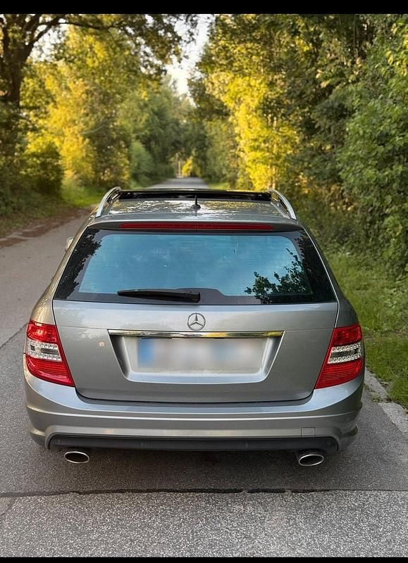 Gebraucht Mercedes C350 231 PS (169 kW) 2009 Silber Kombi