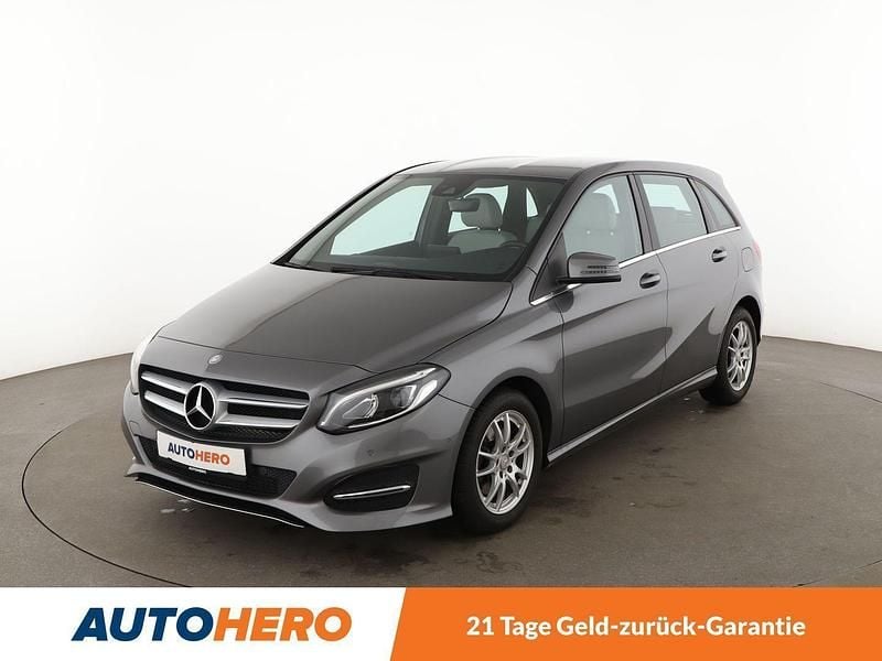 Grau Gebraucht 2015 Mercedes B180 Urban Van / Kleinbus | 12.980 € (Guter Preis) - Bild 1/3