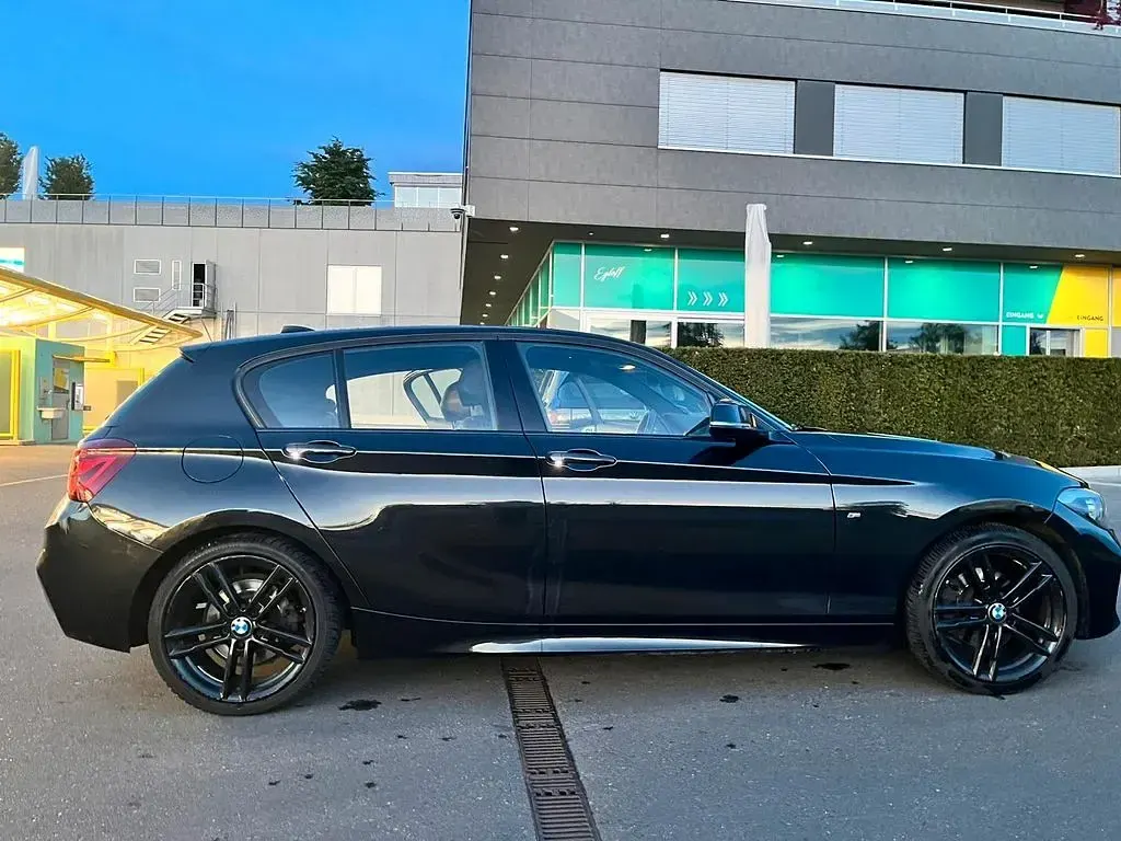 Gebraucht BMW 120 M Sport 184 PS (135 kW) 2018 Schwarz Kleinwagen