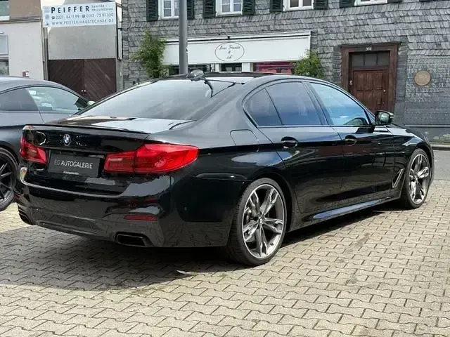 Gebraucht BMW M550 Performance 400 PS (294 kW) 2020 Schwarz Limousine