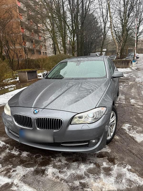 Gebraucht BMW 525 2011 Grau Limousine