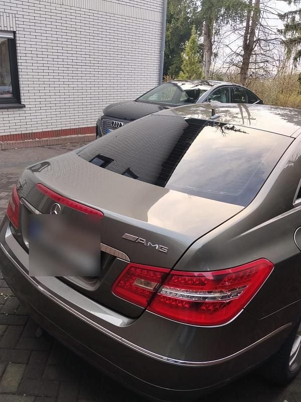 Gebraucht Mercedes E220 170 PS (125 kW) 2011 Coupé