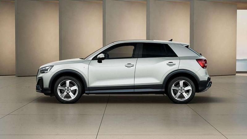 Gebraucht Audi Q2 S-Line 150 PS (110 kW) 2025 Tausilber metallic SUV
