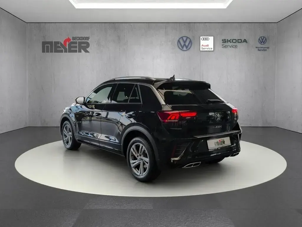 Gebraucht VW T-Roc R-line 150 PS (110 kW) 2024 Deep black perleffekt SUV