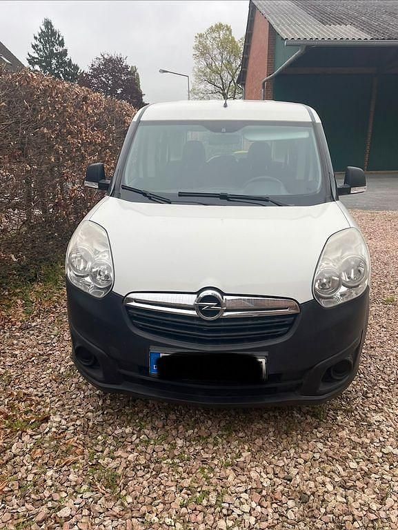 Second-hand Opel Combo 90 CP (66 kW) 2014 Alb Monovolum
