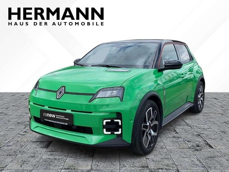 Pop green!, black pearlschwarz (schwarz) Gebraucht 2024 Renault R5 Komfort Kleinwagen | 31.410 € (Fairer Preis) - Bild 1/4