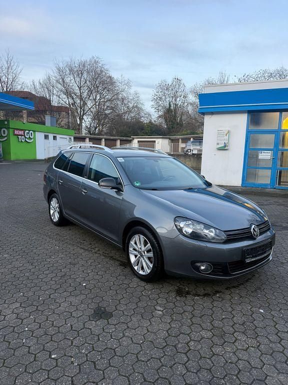 Grau Gebraucht 2011 VW Golf VI Style Kleinwagen | 7.800 € (Fairer Preis) - Bild 1/4