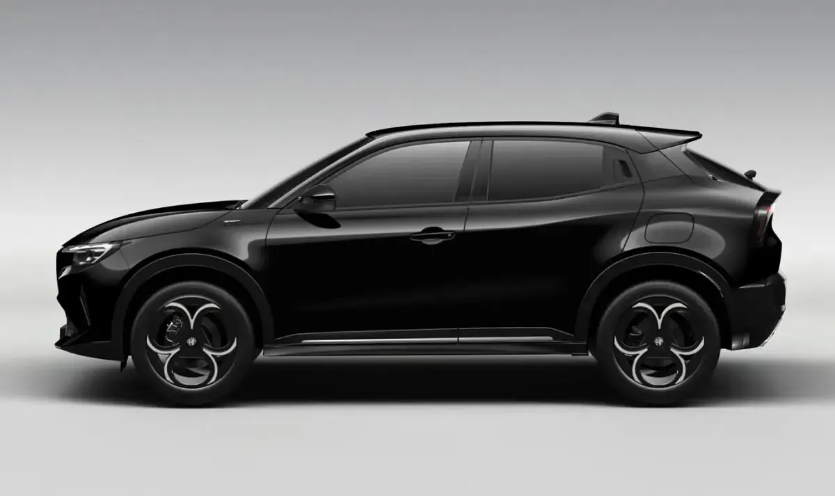 Neu Alfa Romeo Junior Edizione Speciale 145 PS (106 kW) 2026 Nero tortona SUV
