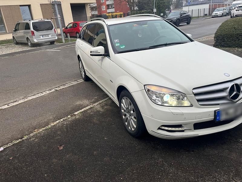 Gebraucht Mercedes C350 231 PS (169 kW) 2010 Weiß Kombi