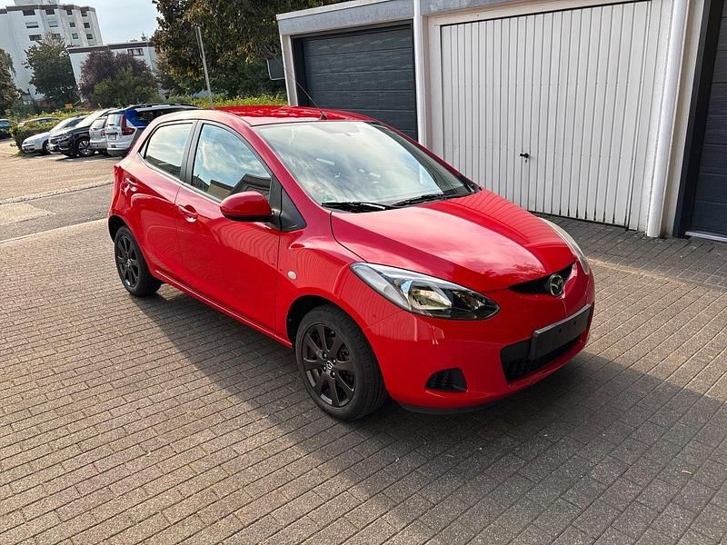 Rot Gebraucht 2009 Mazda 2 Kleinwagen | 4.950 € (Fairer Preis) - Bild 1/4