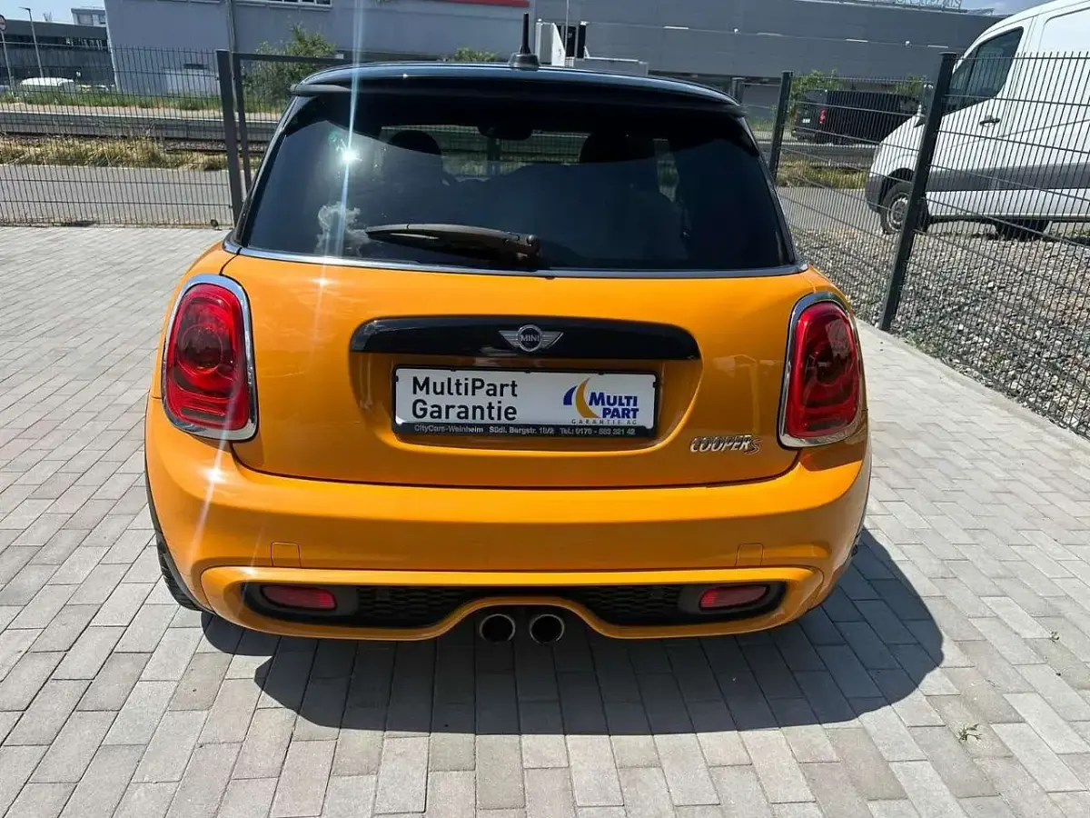 Gebraucht Mini Cooper S Coupé 192 PS (141 kW) 2016 Volcanic orange uni Coupé