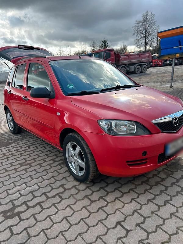 Gebraucht Mazda 2 68 PS (50 kW) 2004 Rot Kleinwagen