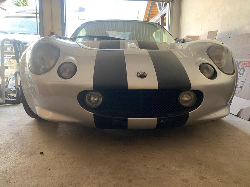 Silber Gebraucht 2001 Lotus Elise Cabrio | 27.000 € - Bild 1/4