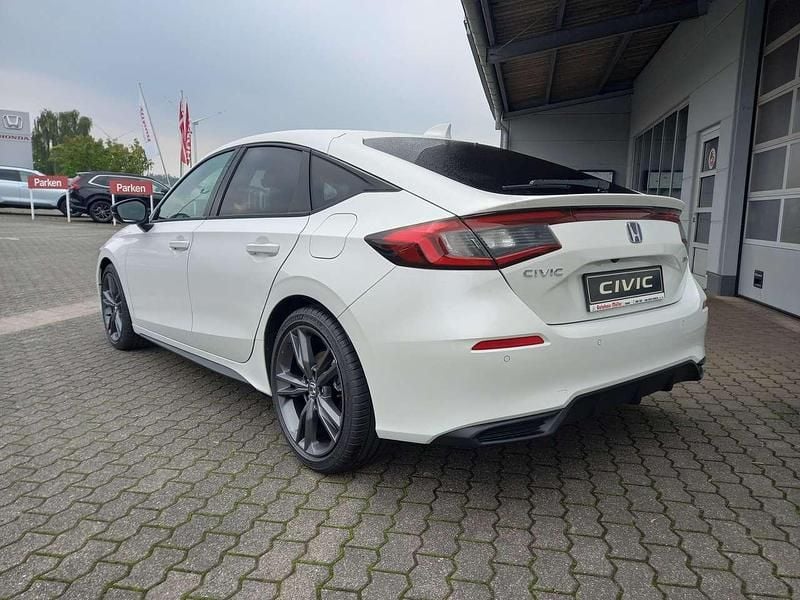 Neu Honda Civic Sport 184 PS (135 kW) 2025 Radiant red m. Kleinwagen