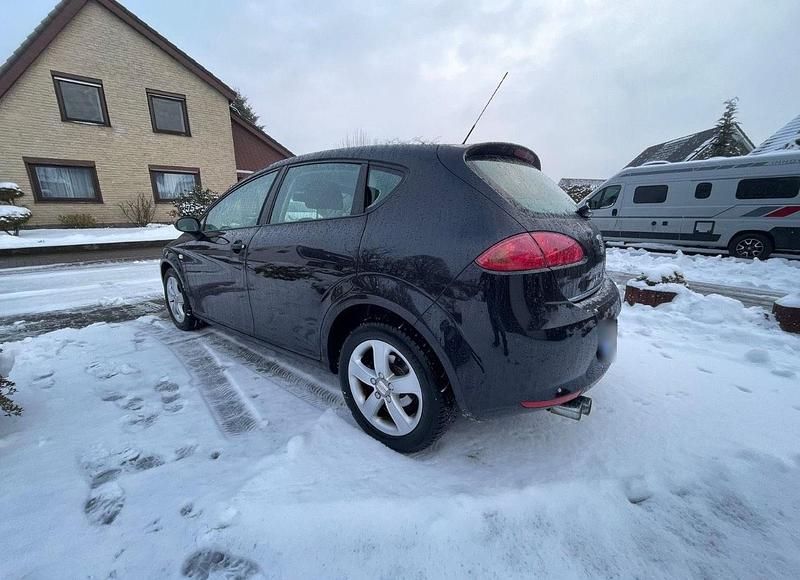 Gebraucht Seat Leon 125 PS (91 kW) 2008 Schwarz Kleinwagen