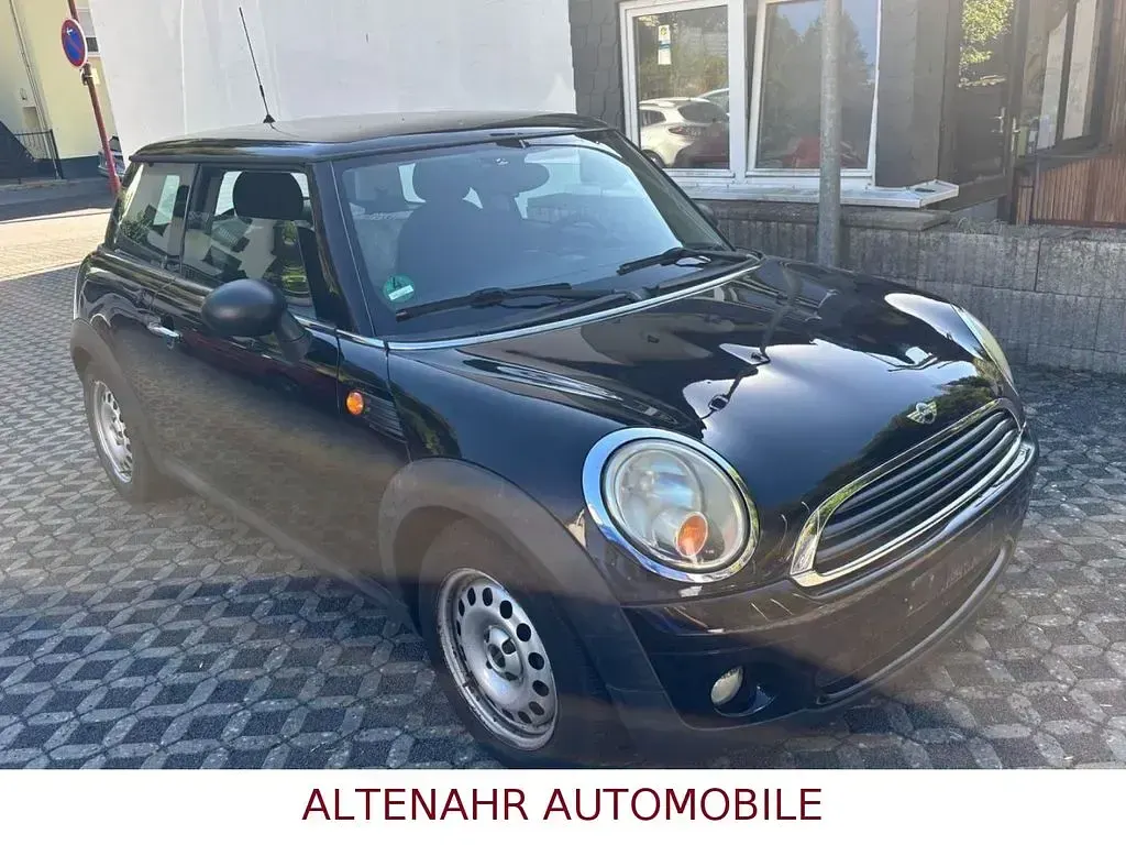 Gebraucht Mini ONE 75 PS (55 kW) 2009 Schwarz Kleinwagen