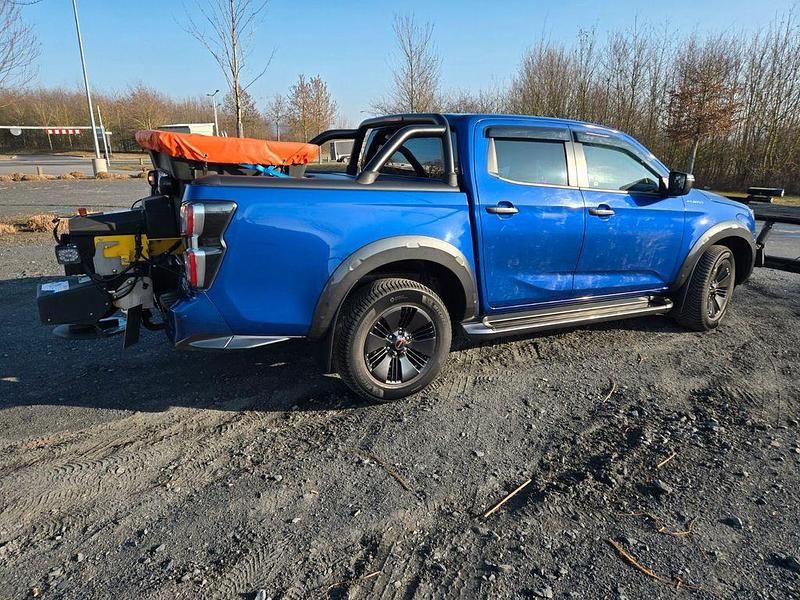Gebraucht Isuzu D-Max 162 PS (119 kW) 2022 Blau Pickup