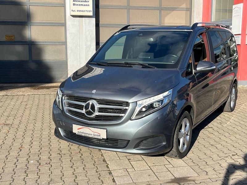 Gebraucht Mercedes V250 190 PS (139 kW) 2015 Grau Van / Kleinbus