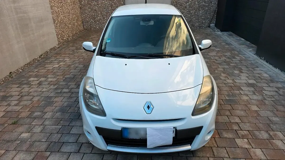 Gebraucht Renault Clio III 75 PS (55 kW) 2009 Weiß Kleinwagen