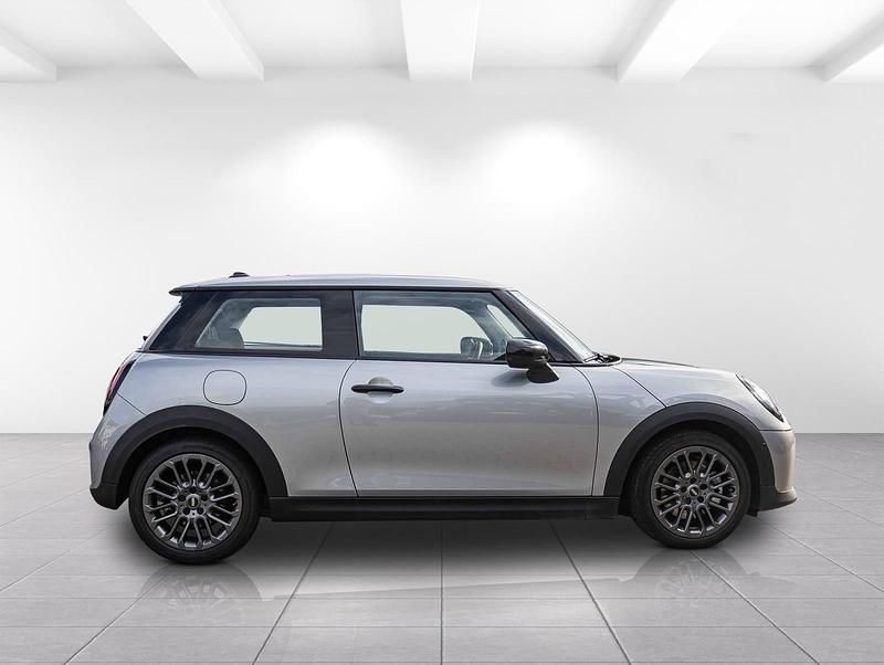 Gebraucht Mini Cooper 156 PS (114 kW) 2024 Silber Kleinwagen