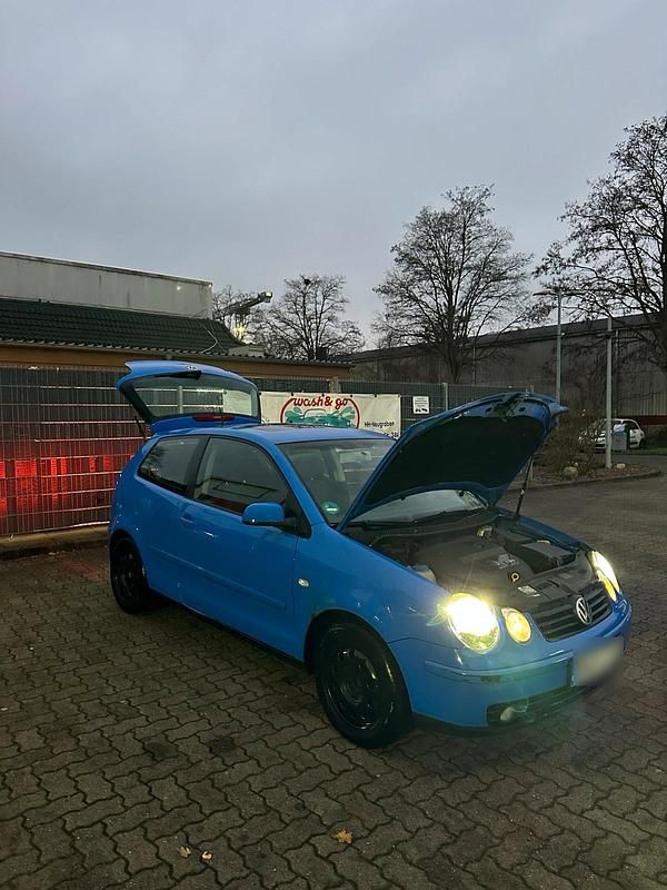 Gebraucht VW Polo 131 PS (96 kW) 2004 Blau Kleinwagen