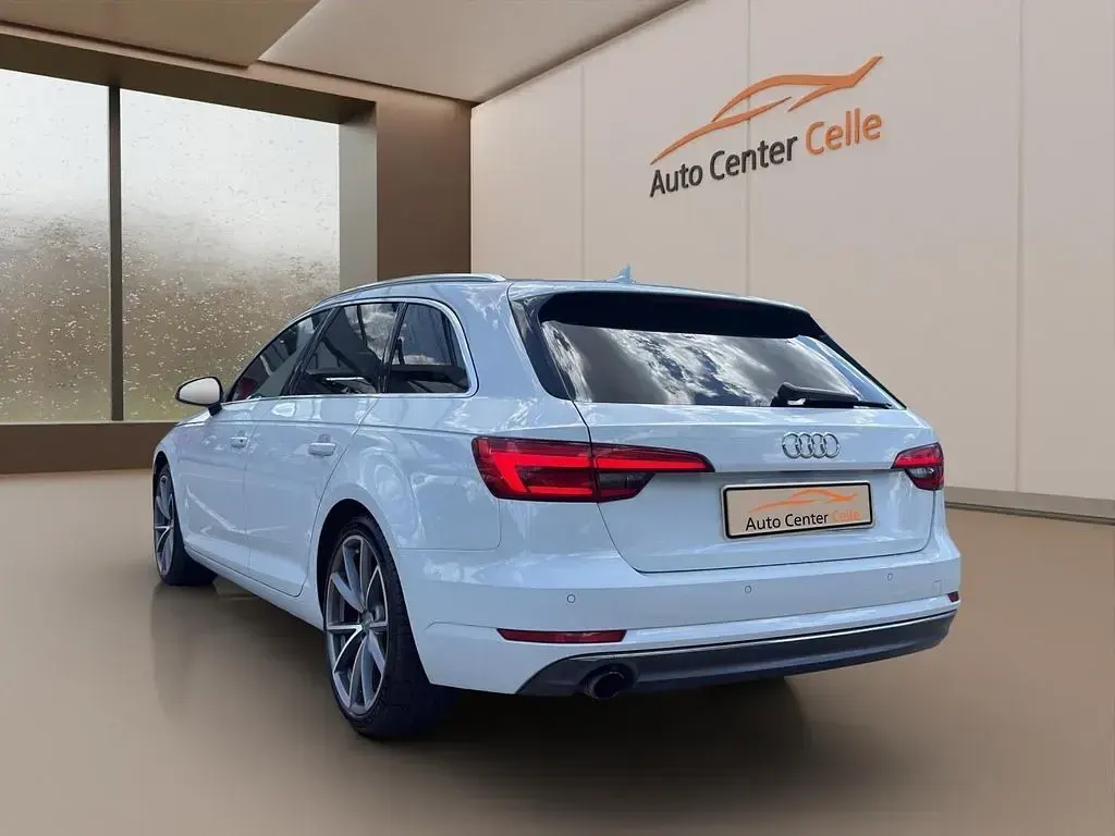 Gebraucht Audi A4 Sport 150 PS (110 kW) 2016 Weiß Kombi