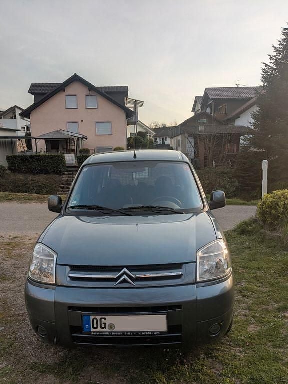Gebraucht Citroën Berlingo 109 PS (80 kW) 2007 Grau Van / Kleinbus