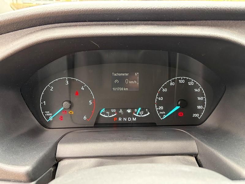 Gebraucht Ford Transit Custom 131 PS (96 kW) 2020 Weiß Van / Kleinbus