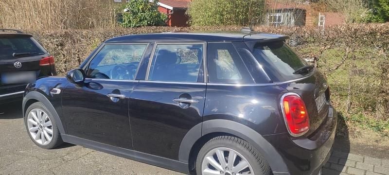 Gebraucht Mini Cooper 136 PS (100 kW) 2018 Schwarz Kleinwagen