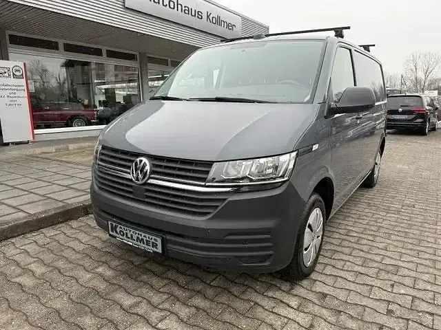 Second-hand VW Transporter 110 CP (80 kW) 2023 Gri Van
