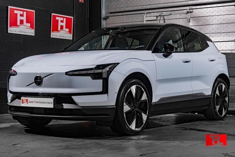 Blau Gebraucht 2024 Volvo EX30 Performance SUV | 35.890 € (Superpreis) - Bild 1/4