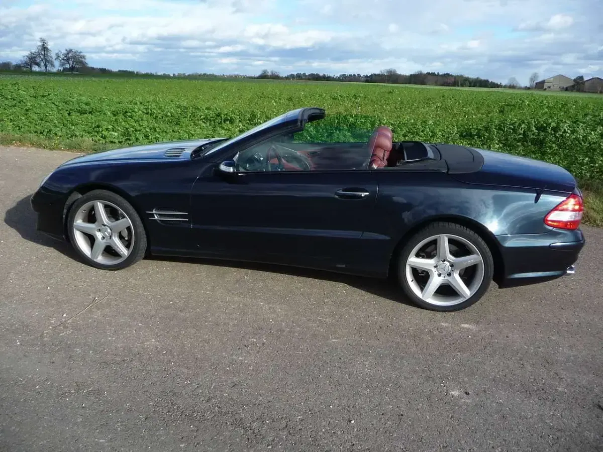 Gebraucht Mercedes SL500 387 PS (284 kW) 2006 Schwarz Cabrio