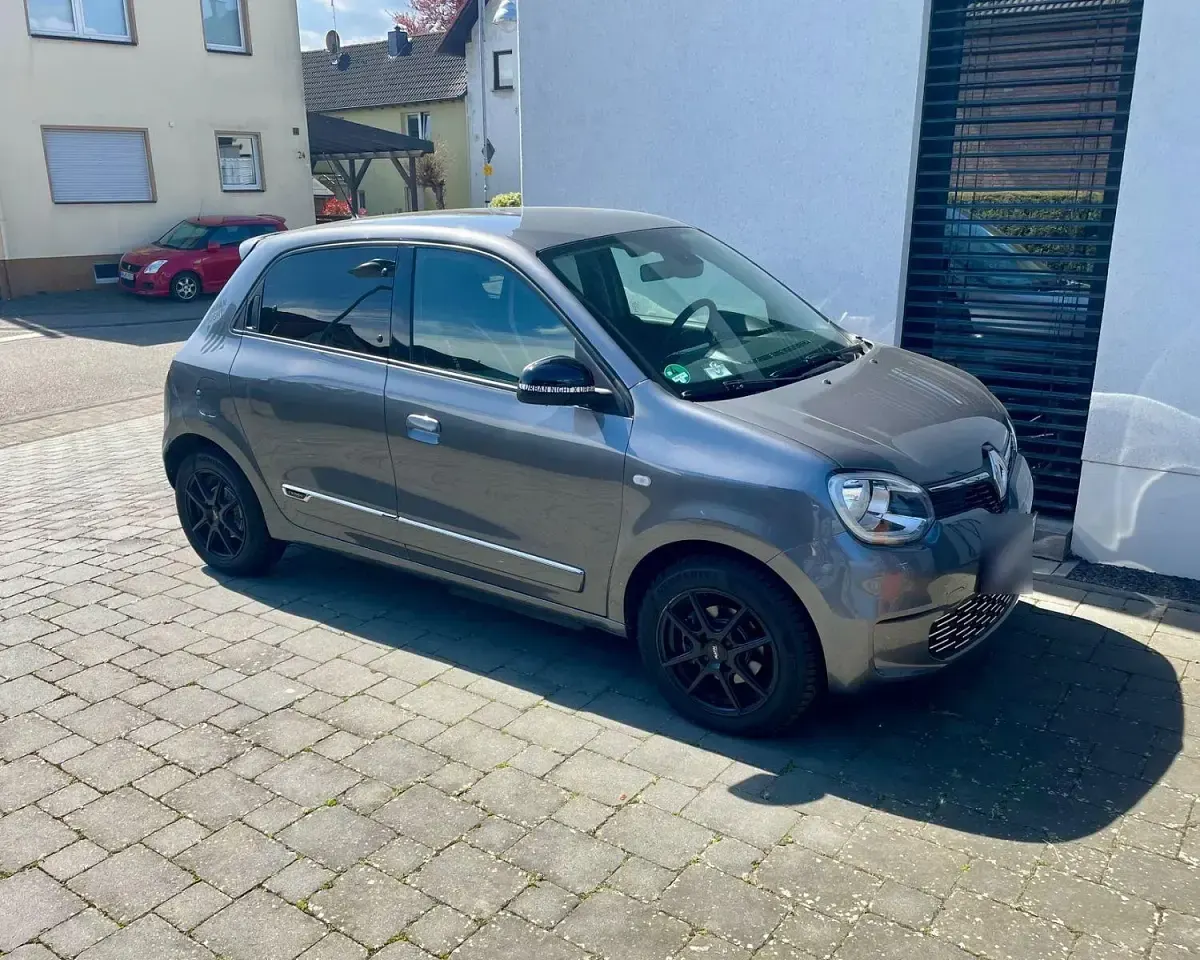 Gebraucht Renault Twingo Urban Night 60 kW (82 PS) 2022 Grau Kleinwagen