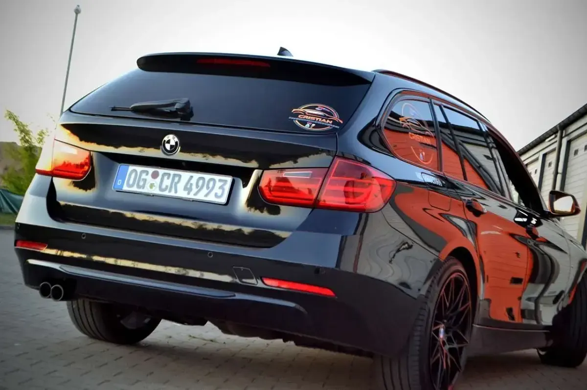 Gebraucht BMW 330 Sport Line 258 PS (189 kW) 2014 Kombi