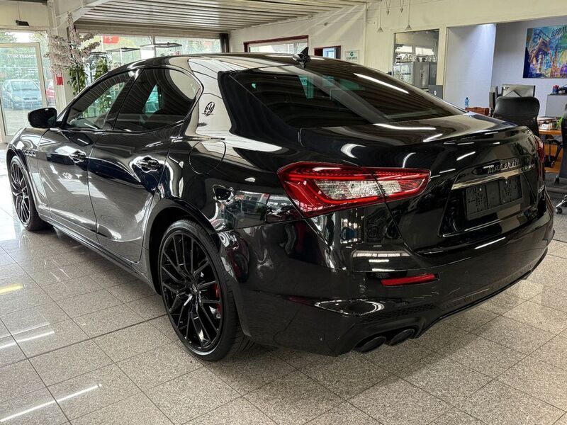 Gebraucht Maserati Ghibli 430 PS (316 kW) 2020 Schwarz Coupé