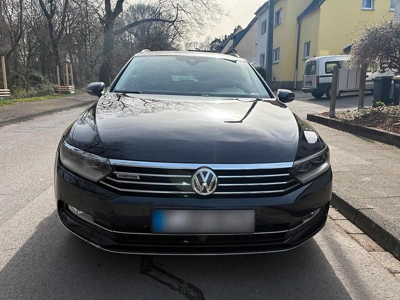 Gebraucht VW Passat 247 PS (181 kW) 2016 Schwarz Kombi