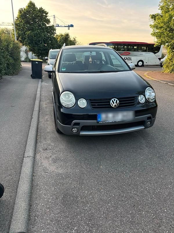 Schwarz Gebraucht 2005 VW Polo Cross Kleinwagen | 3.000 € (Fairer Preis) - Bild 1/4