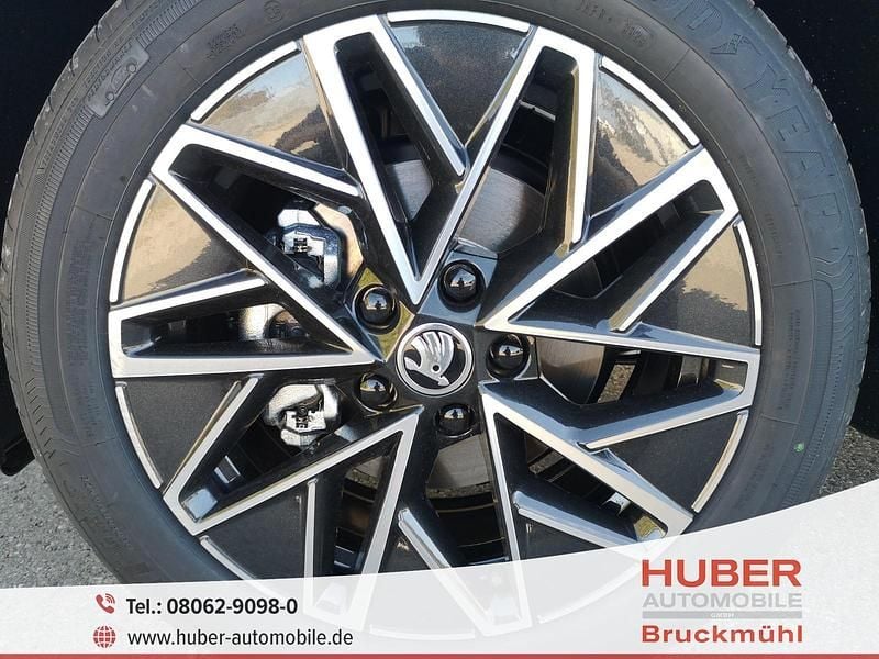Neu Skoda Octavia Selection 150 PS (110 kW) 2026 Black magic perleffekt Kombi