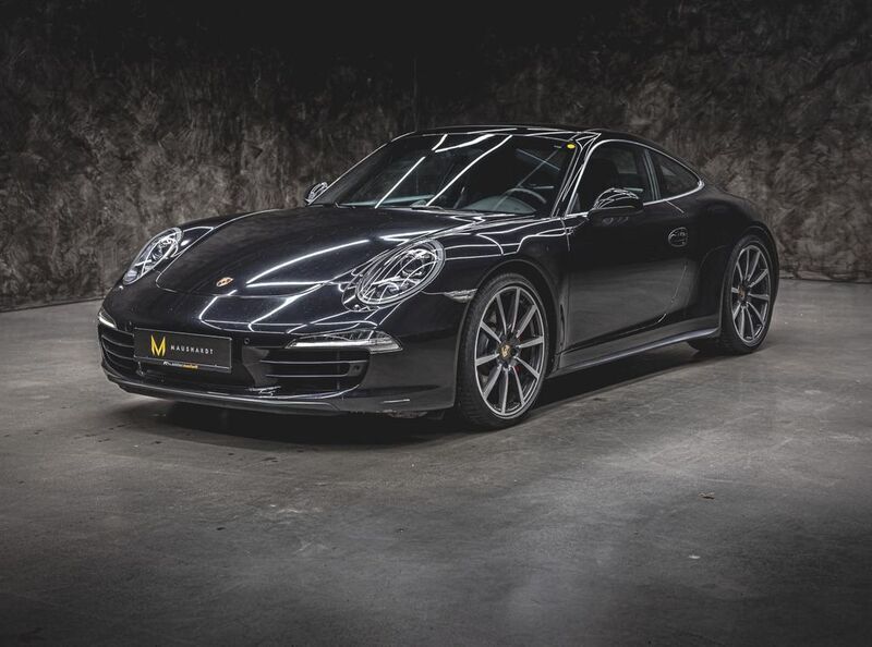 Schwarz (schwarzmetallic) Gebraucht 2014 Porsche 911 Carrera 4S Chrono Coupé | 94.444 € (Fairer Preis) - Bild 1/4
