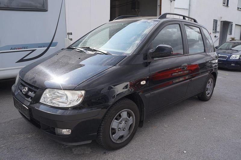 Schwarz Gebraucht 2005 Hyundai Matrix GLS Van / Kleinbus | 990 € - Bild 1/4