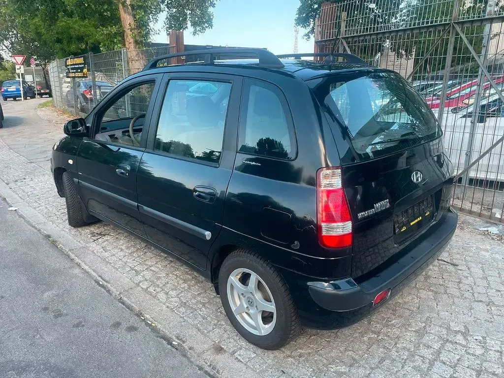 Gebraucht Hyundai Matrix GLS 103 PS (75 kW) 2007 Schwarz Van / Kleinbus